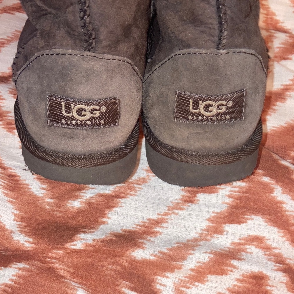 Ugg Classic Short Boots Brown Shearling 5 - Picture 7 of 8